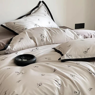 Luster Flower Printed Bedding Duvet Set – Artistic & Elegant