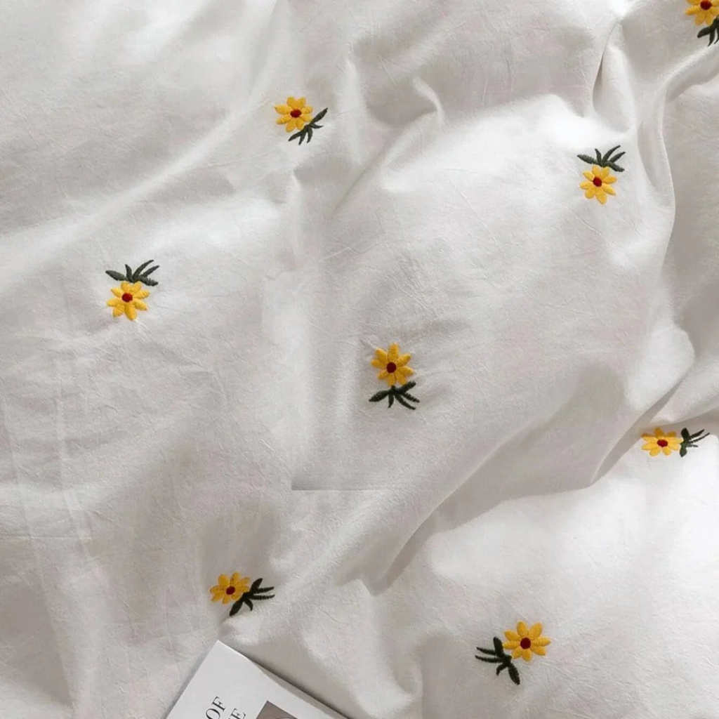Daisy Flower Embroidered Elegance
