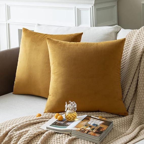 Luxurious Velvet Cushion Cover - Soft & Stylish Home Decor