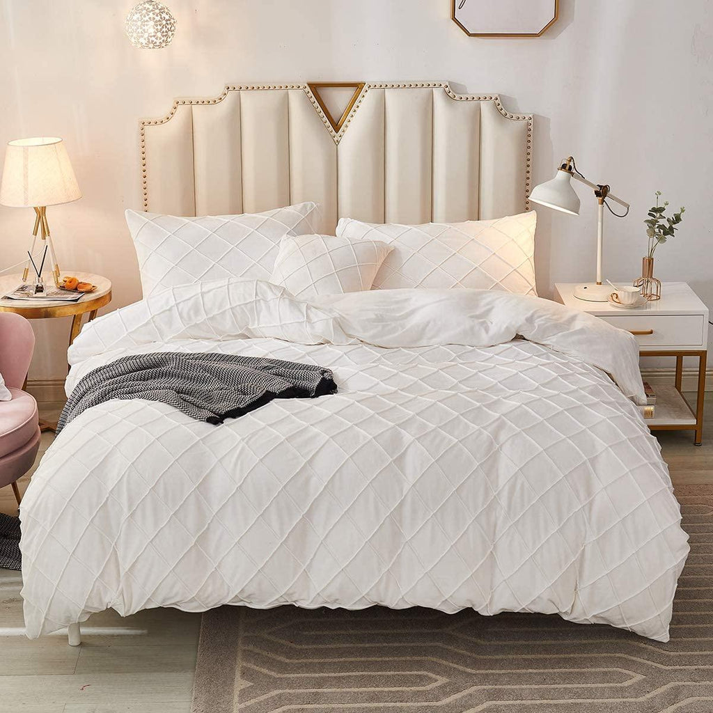 "Luxurious Velvet Pinch Pleat Duvet Set