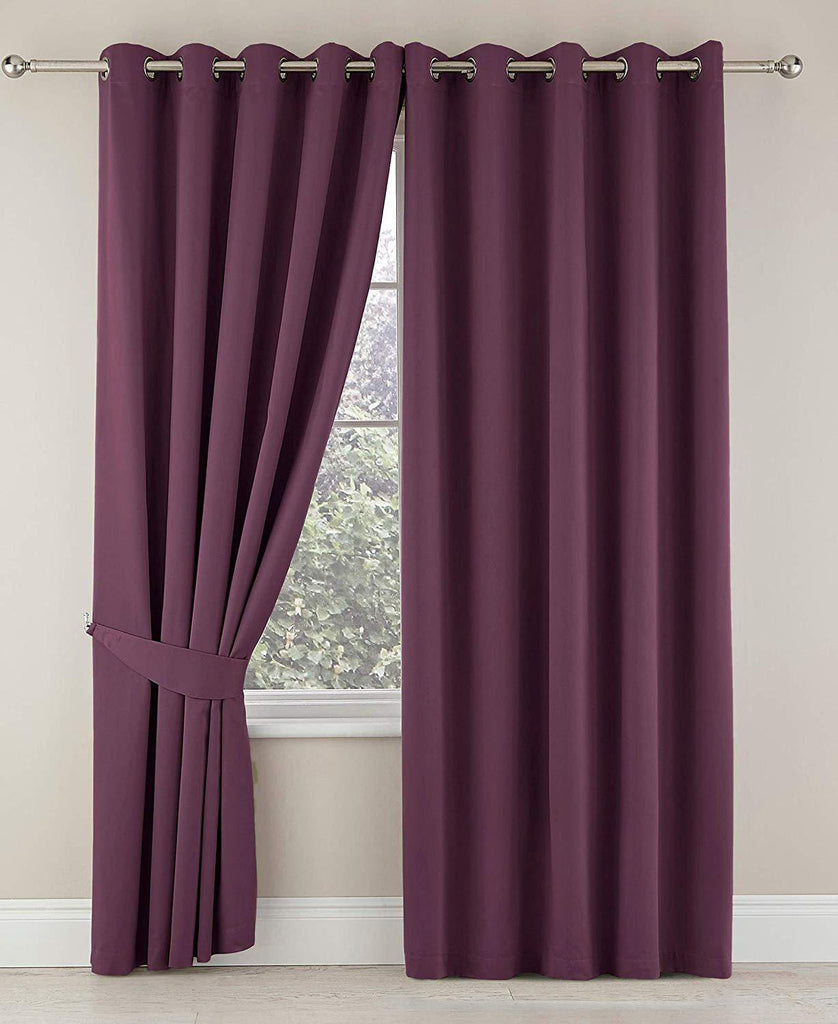 Plain Dyed Eyelet Curtains with linning