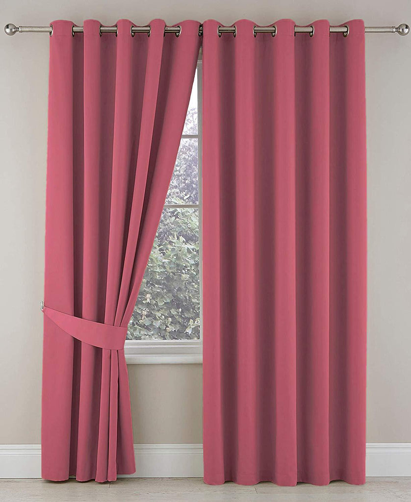 Plain Dyed Eyelet Curtains with linning