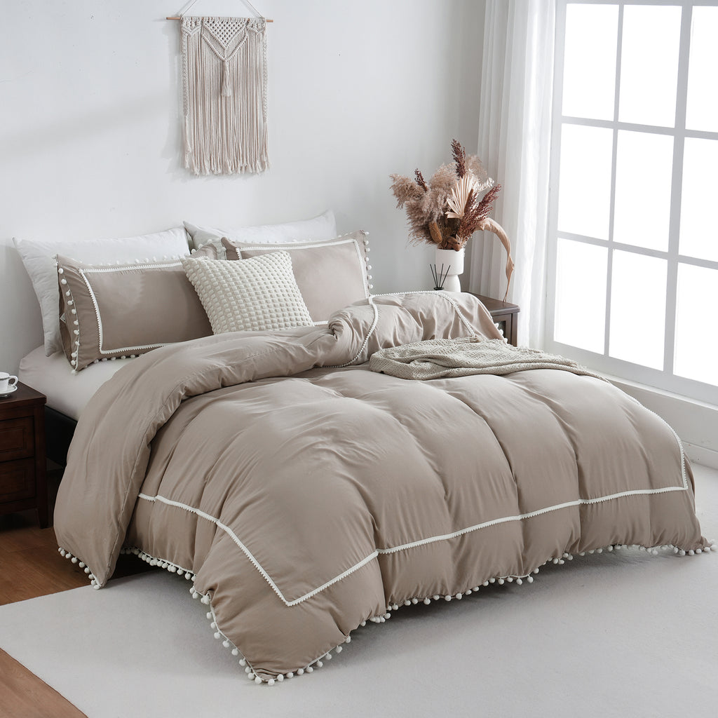Pom Pom Decor Duble Lace Duvet Set