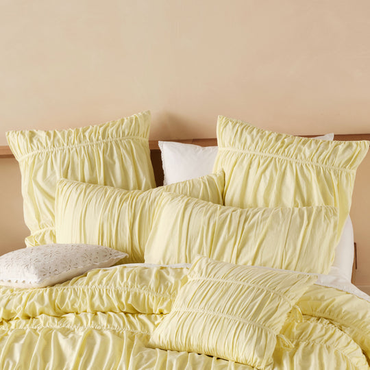Layla Ruffle Quilt Cover Set
