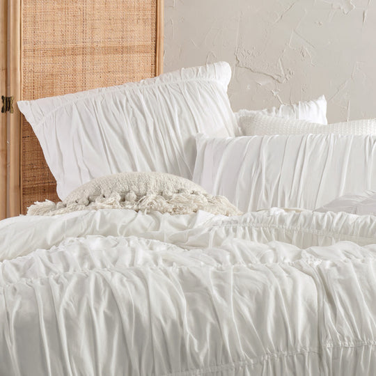 Layla Ruffle Quilt Cover Set
