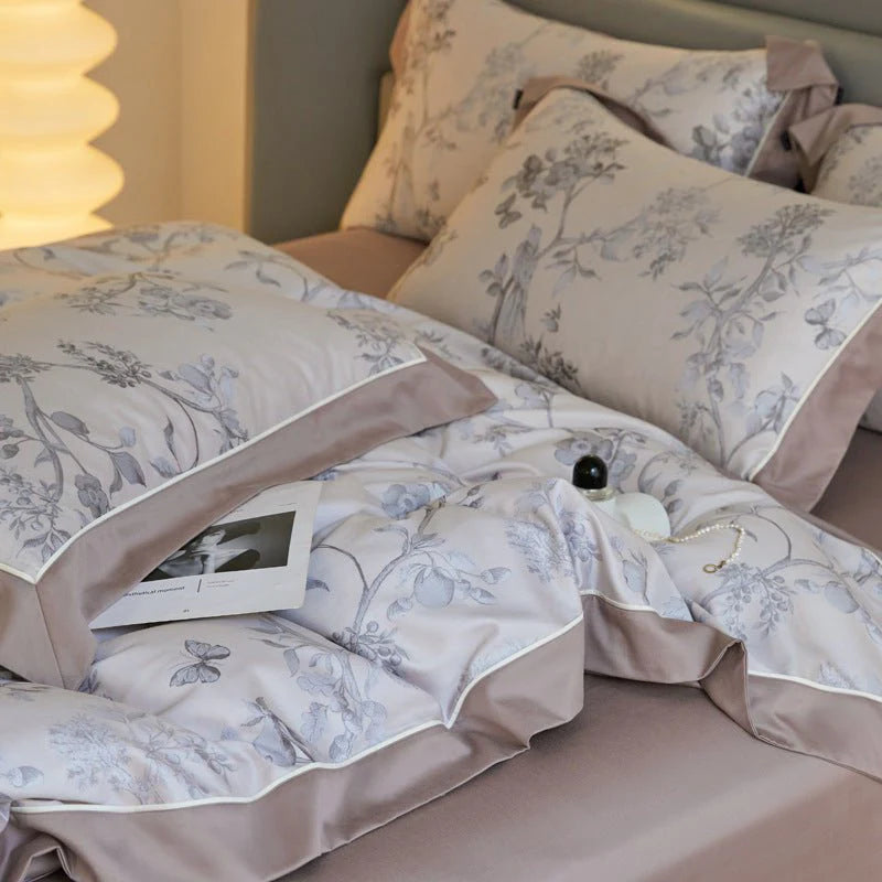 Luxury Digital Printing Flowers & Plants Duvet Set – Elegant Bedroom Statement