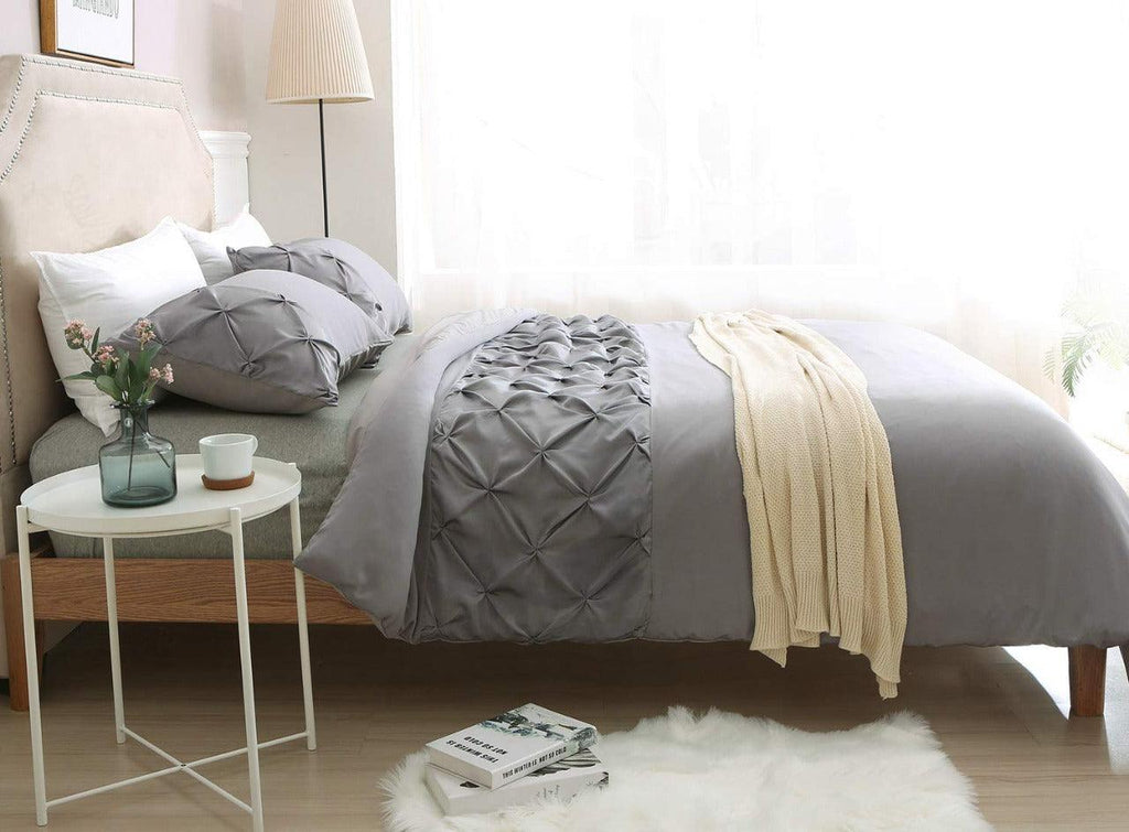Pintuck Border Duvet Set - The Linen House