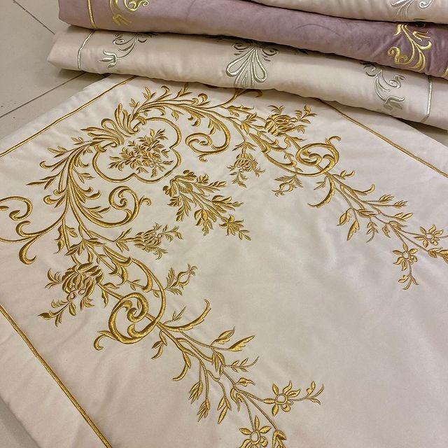 Embroidered Velvet Prayer Mat(Off white) - The Linen House
