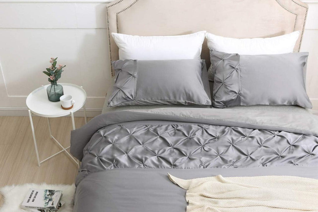 Pintuck Border Duvet Set - The Linen House