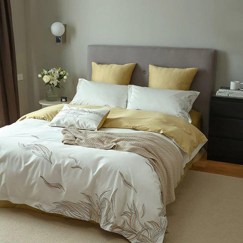 New Coral Adornment Embroidery Duvet Set – Elegant & Luxurious Bedding