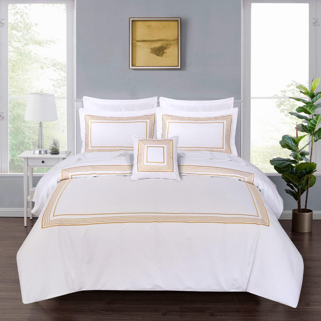 Luxury Baratta Duvet Golden - The Linen House