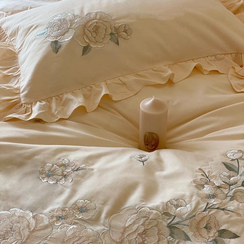 Elegant Cream Embroidery Duvet Set – Luxurious Comfort and Style