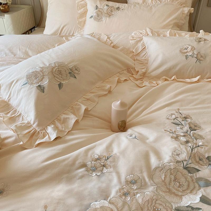 Elegant Cream Embroidery Duvet Set – Luxurious Comfort and Style