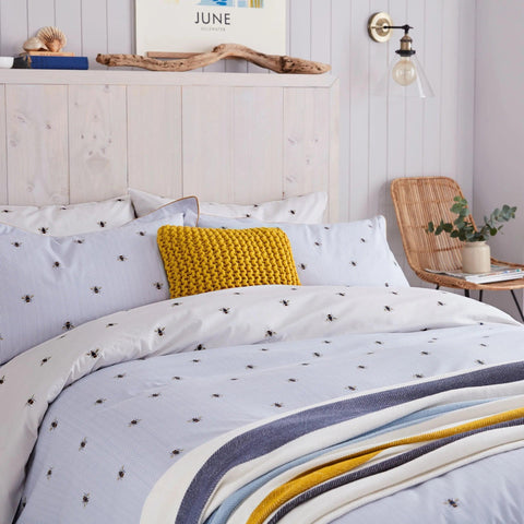 Honey Bee Printed Bedding (satin) - The Linen House