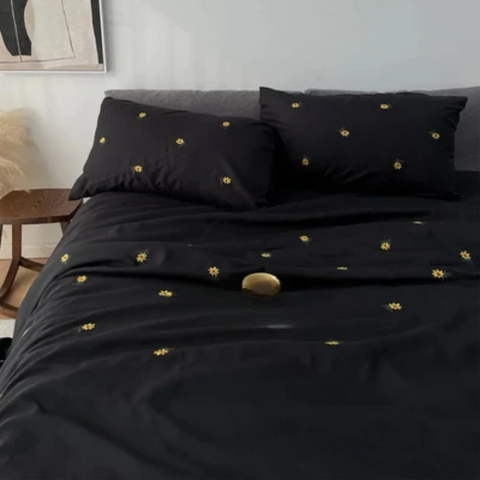 Daisy Flower Embroidered Bedsheet