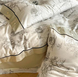 Modern Monochrome Figurative Print Duvet Set – Artistic Style Meets Soft Comfort