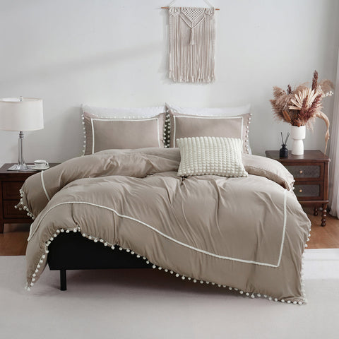 Pom Pom Decor Duble Lace Duvet Set