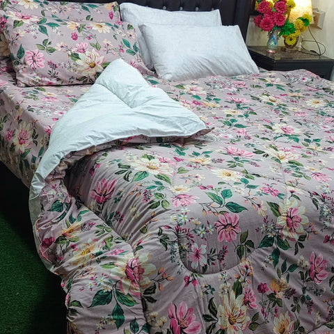 Floral Bloom Comforter Set – Soft, Elegant & Cozy