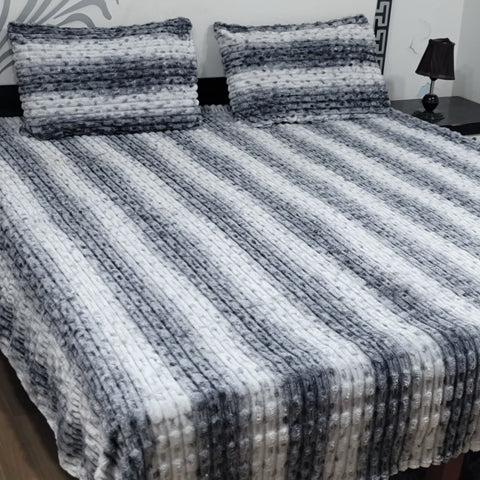 Elegant Grey & White Textured Fleece Bedsheet