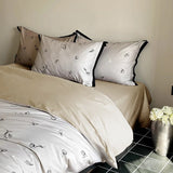 Luster Flower Printed Bedding Duvet Set – Artistic & Elegant