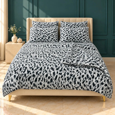 Black & White Leopard Spots Bubble Fleece Comforter Set – 6 Pcs King Size - The Linen House
