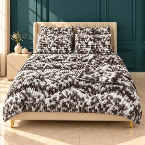 Brown & White Tie-Dye Bubble Fleece Comforter Set – 6 Pcs King Size - The Linen House