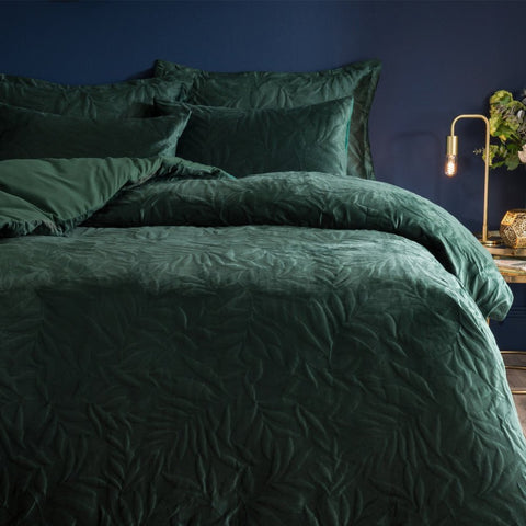 Leafy Pattern Velvet Bedspread | Luxurious & Stylish Bedding - The Linen House