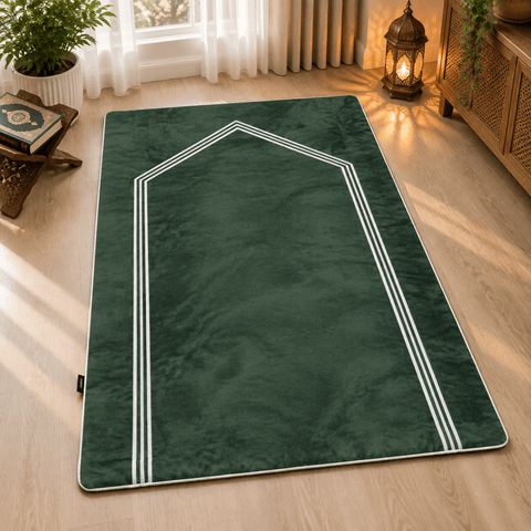 Luxury Forest Green Velvet Prayer Mat - The Linen House