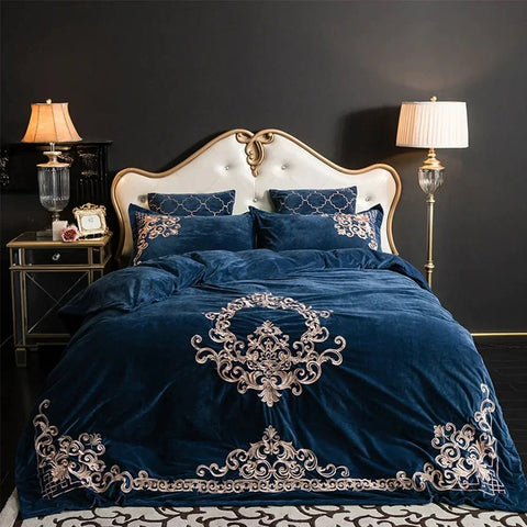 Modern Style Luxury Embroidered Velvet Duvet (Navy)