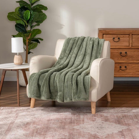Soft Flannel Fleece Blanket in Sea Green - The Linen House