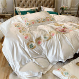New Luxury White Embroidery Bedding Set