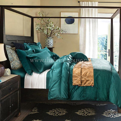 Green Bridal bedsheet Set with filling - The Linen House