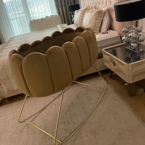 Velvet Tufted Bassinet - The Linen House